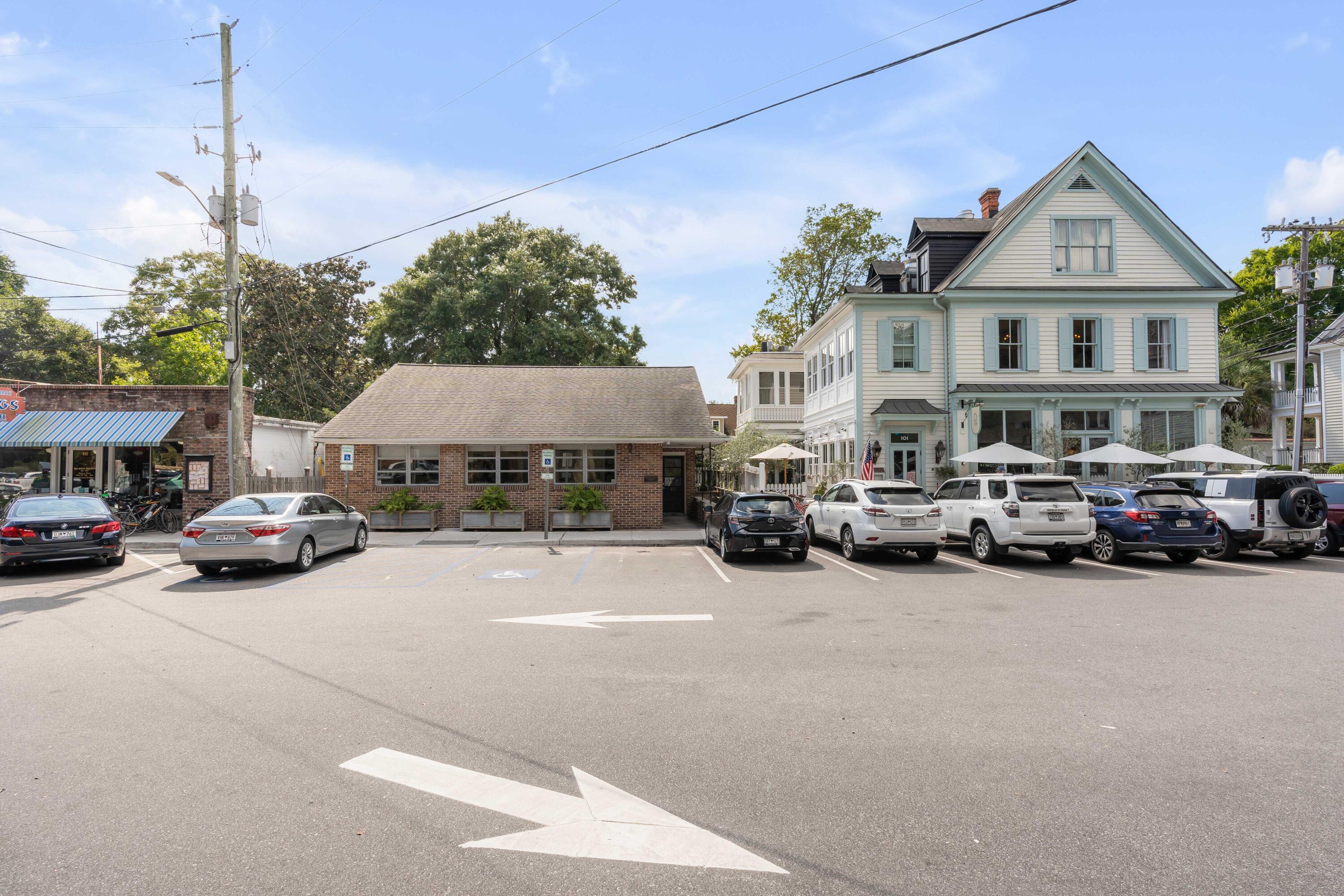 1500 Old Village Drive Mount Pleasant, SC 29464 - Photo 5 of 17 OldVillage_NickCannPhoto_4