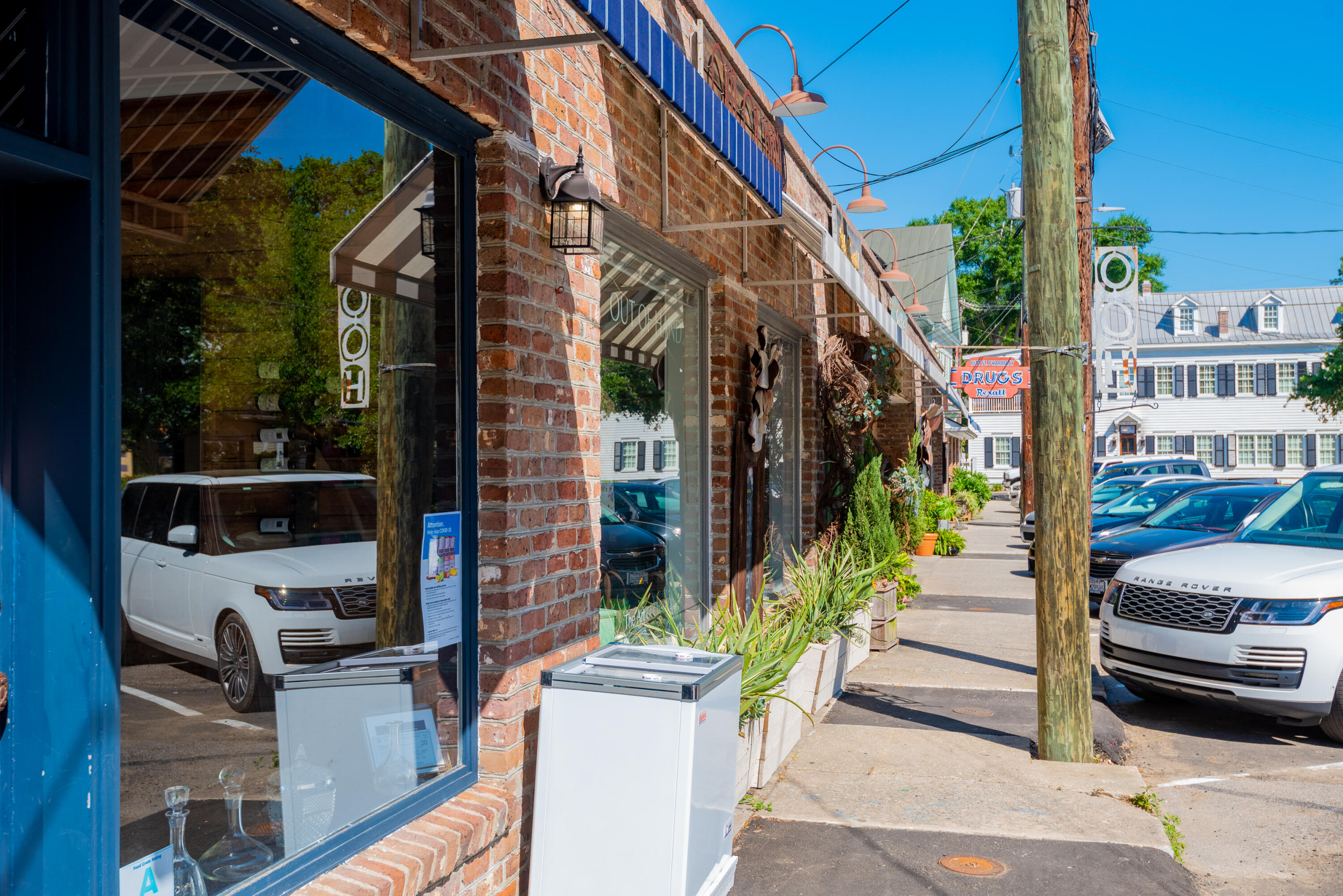1500 Old Village Drive Mount Pleasant, SC 29464 - Photo 9 of 17 OldVillageMountPleasantStock-KeenEyeMark