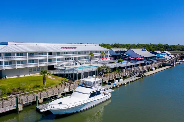 $6,000 | 1500 Old Village Drive, Mount Pleasant, SC 29464