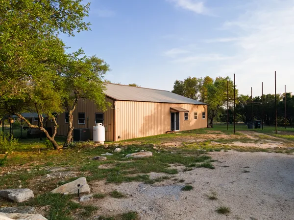 $874,900 | 1261 Park Road, Lampasas, TX 76550