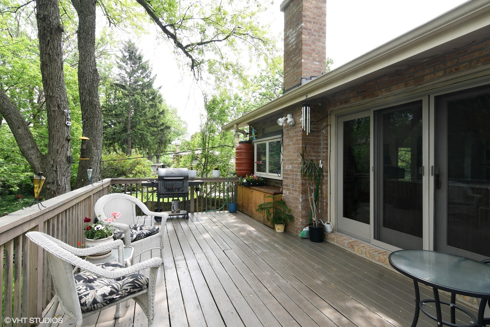 1215 Kenton Road Deerfield, IL 60015 - Photo 15 of 17 a view of balcony with furniture and garden