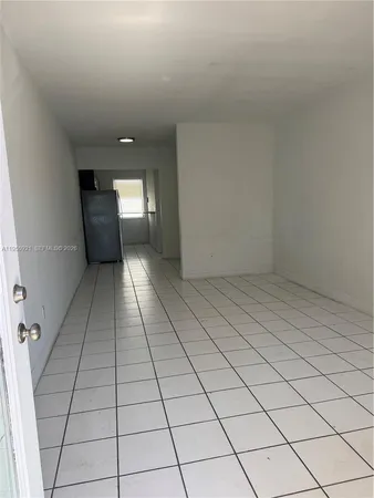 $1,400 | 7300 Harding Avenue, Unit 28, Miami Beach, FL 33141