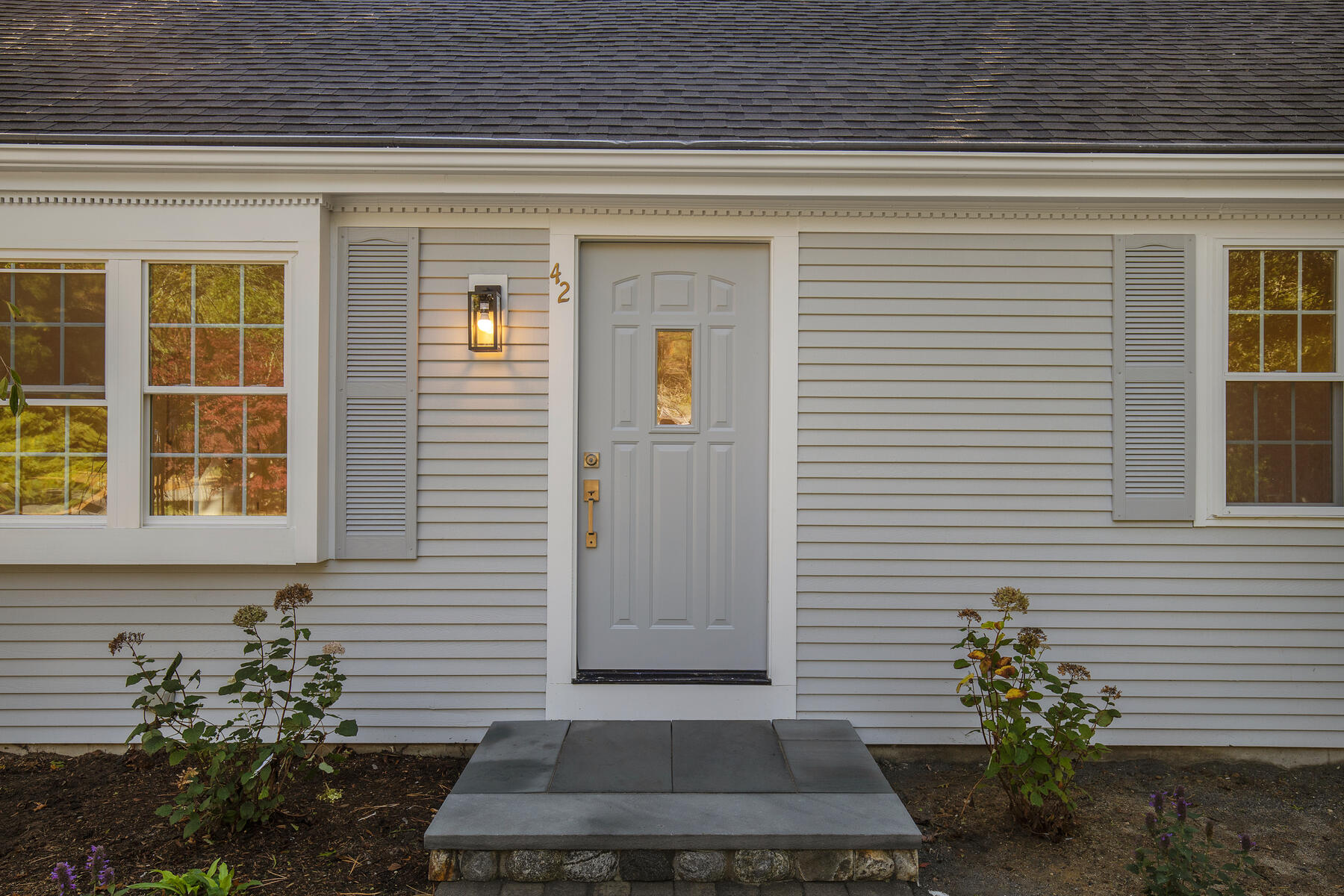 42 Sandy Valley Road Marstons Mills, MA 02648 - Photo 4 of 43 _MG_9579-r