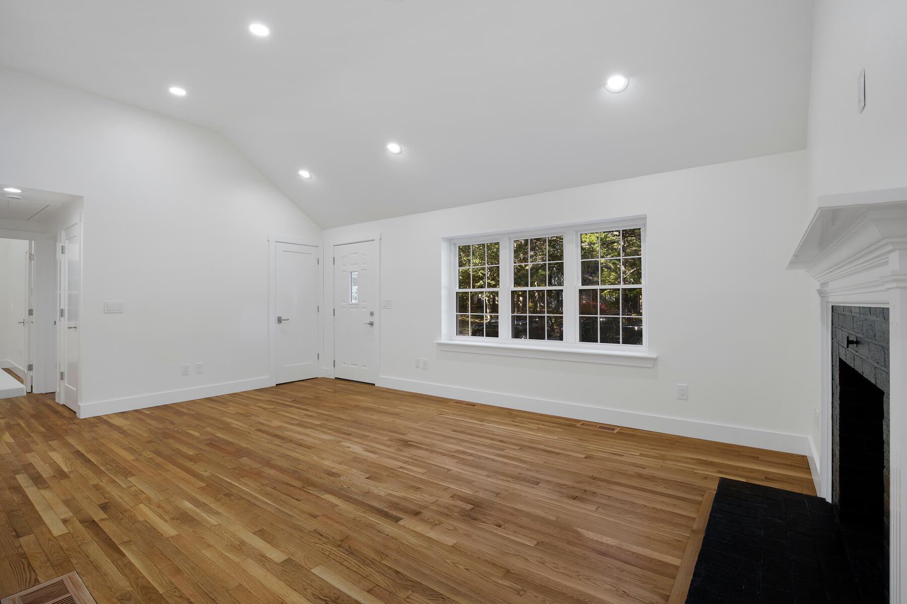 42 Sandy Valley Road Marstons Mills, MA 02648 - Photo 8 of 43 _MG_9628-r