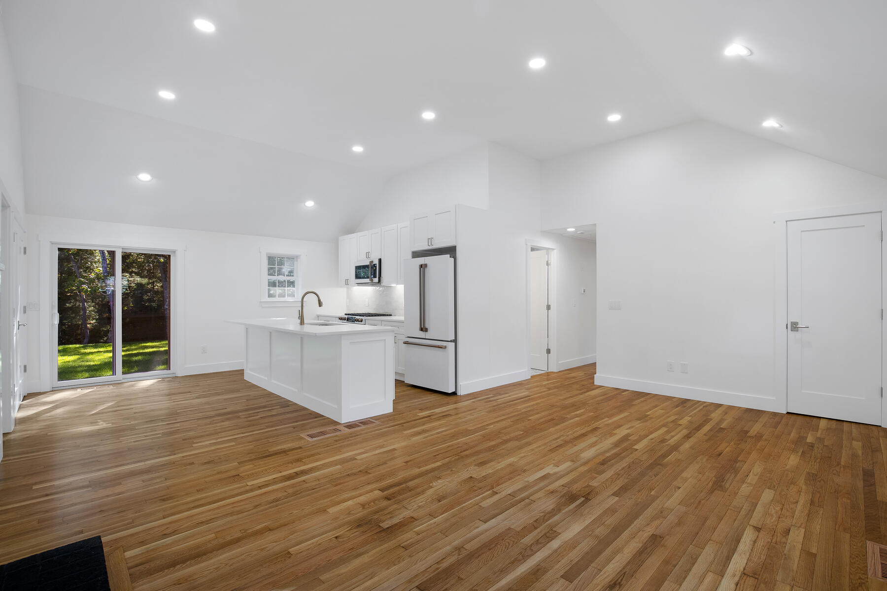 42 Sandy Valley Road Marstons Mills, MA 02648 - Photo 9 of 43 _MG_9633-r