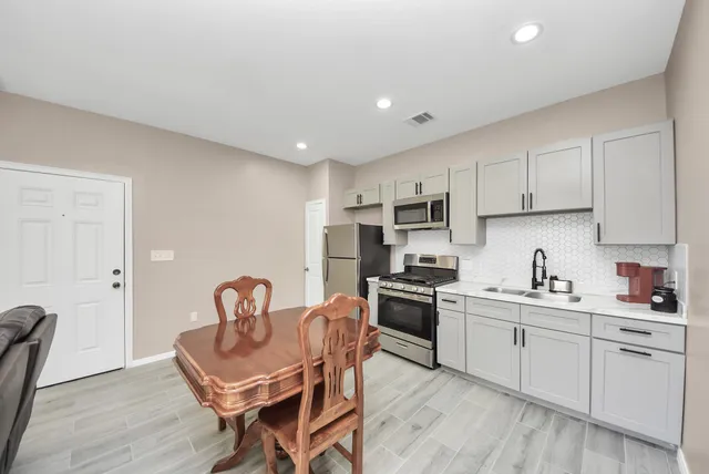 $445,000 | 6543 Crestford Lane, Pasadena, TX 77505