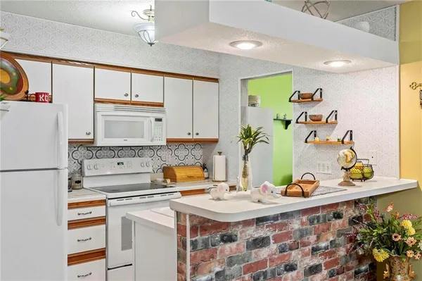 $167,500 | 2405 Northeast 68th Street, Gladstone, MO 64118