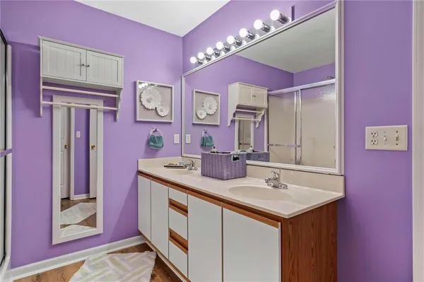 $167,500 | 2405 Northeast 68th Street, Gladstone, MO 64118