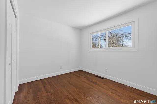 $335,000 | 25 Oslo Street, Groton, CT 06355