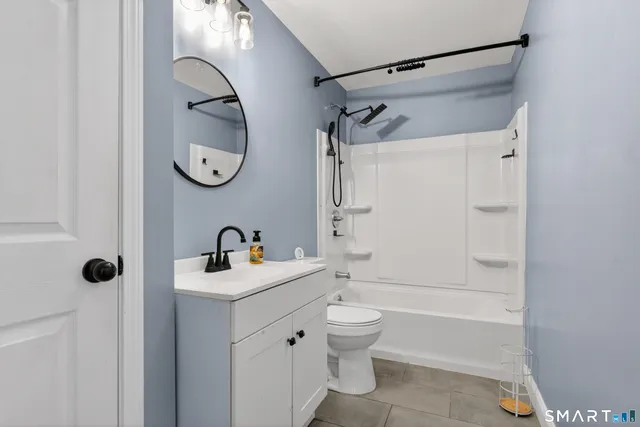 $335,000 | 25 Oslo Street, Groton, CT 06355