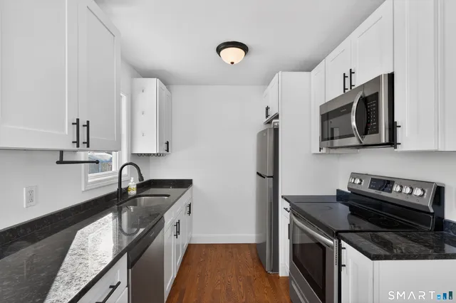 $335,000 | 25 Oslo Street, Groton, CT 06355