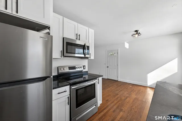 $335,000 | 25 Oslo Street, Groton, CT 06355