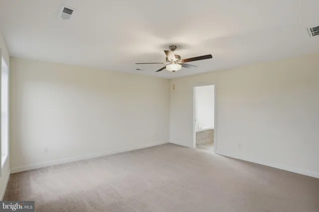 en view of an empty room