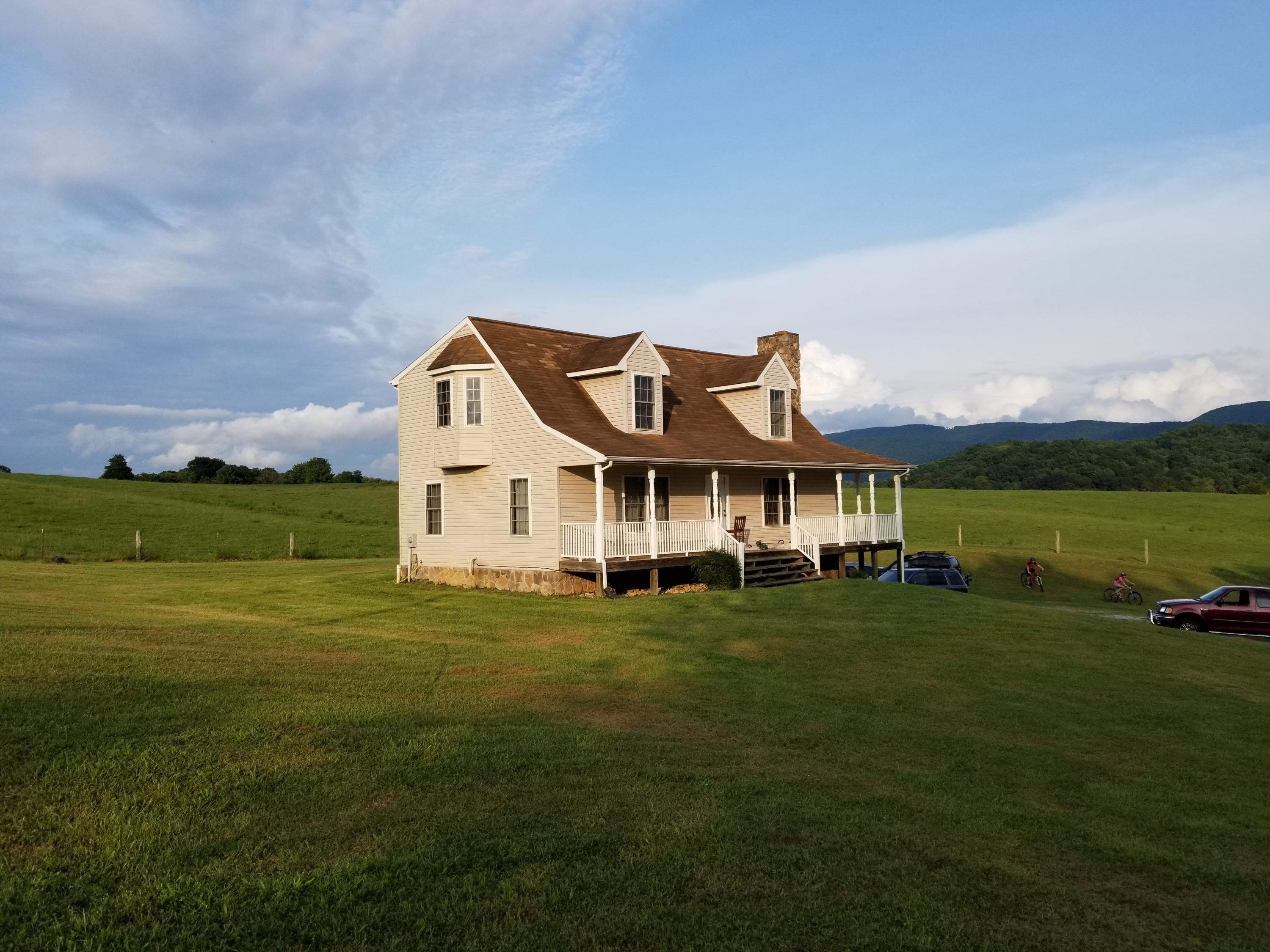 987 Hardbarger Road Buchanan, VA 24066 - Photo 1 of 31 front