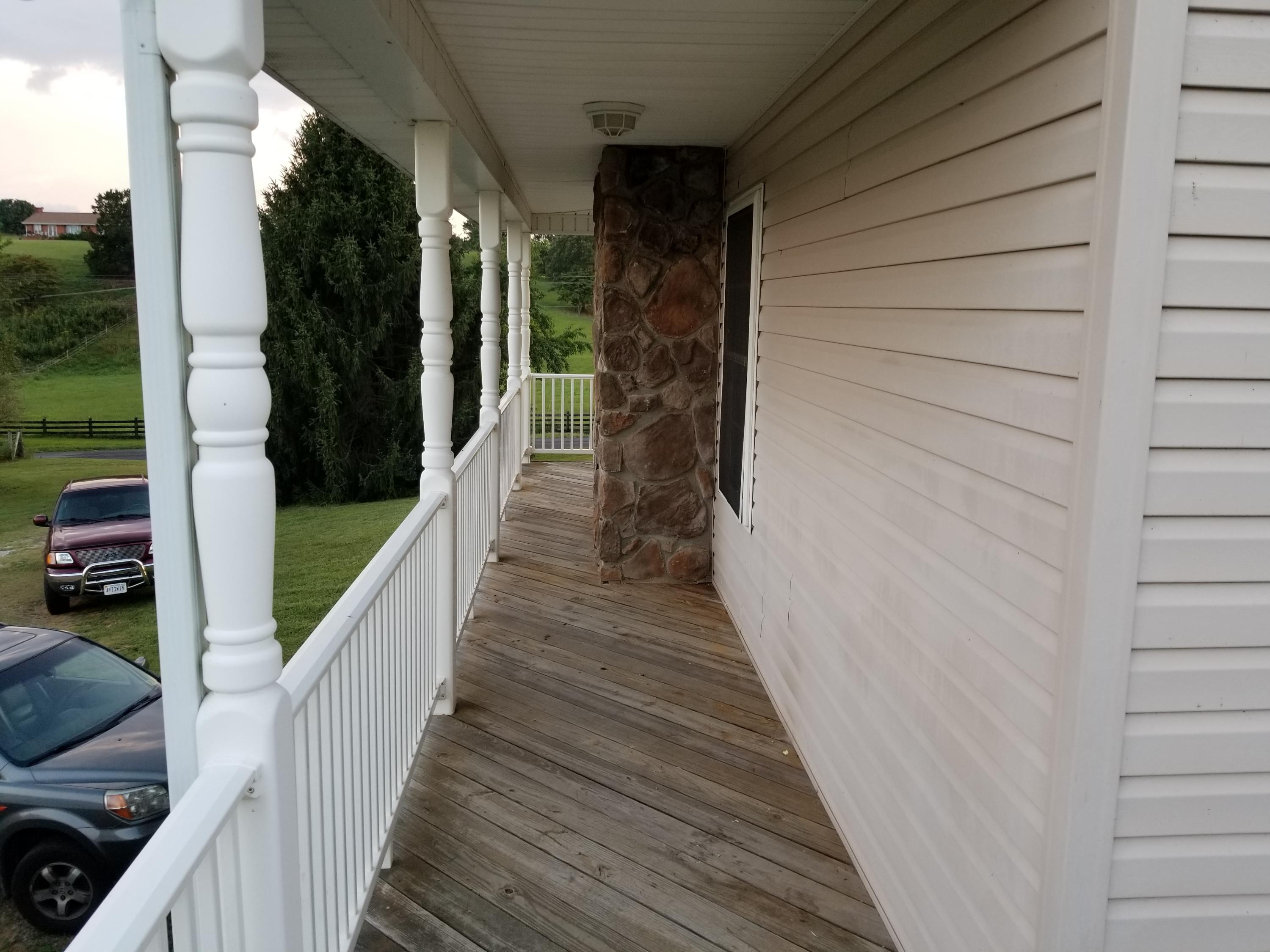 987 Hardbarger Road Buchanan, VA 24066 - Photo 3 of 31 20180819_191701