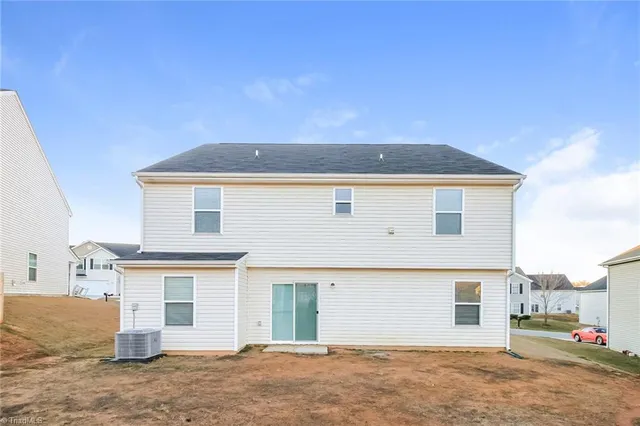 $2,075 | 4215 Kendall Farms Way, Winston-Salem, NC 27107