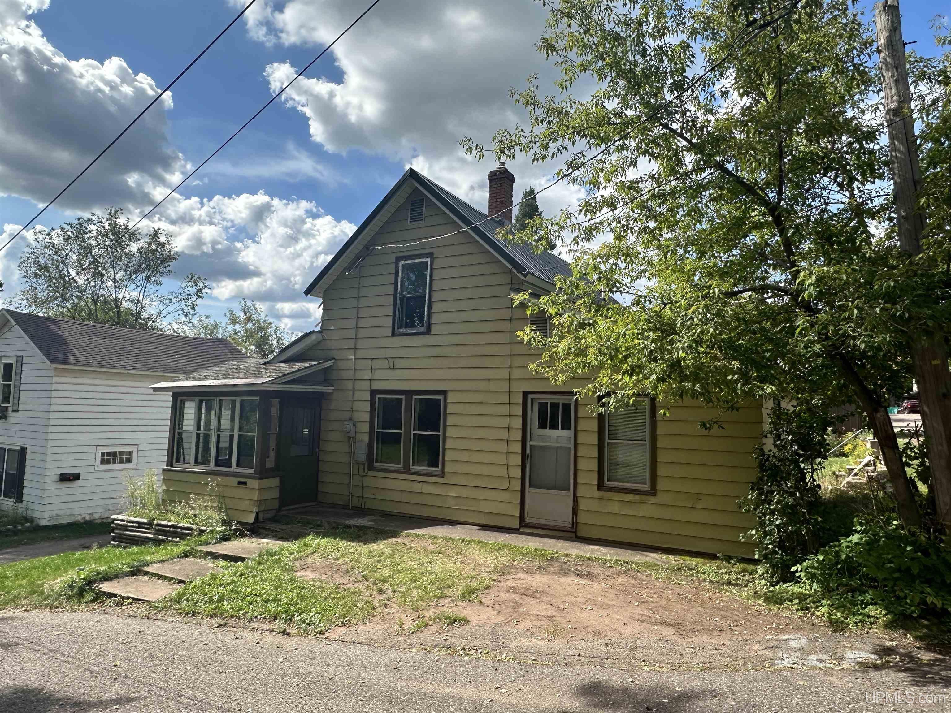 99 Excelsior Street Ishpeming, MI 49849 - Photo 4 of 27 Gallery Image 4