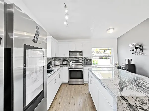 $399,000 | 3210 Acapulco Drive, Riverview, FL 33578