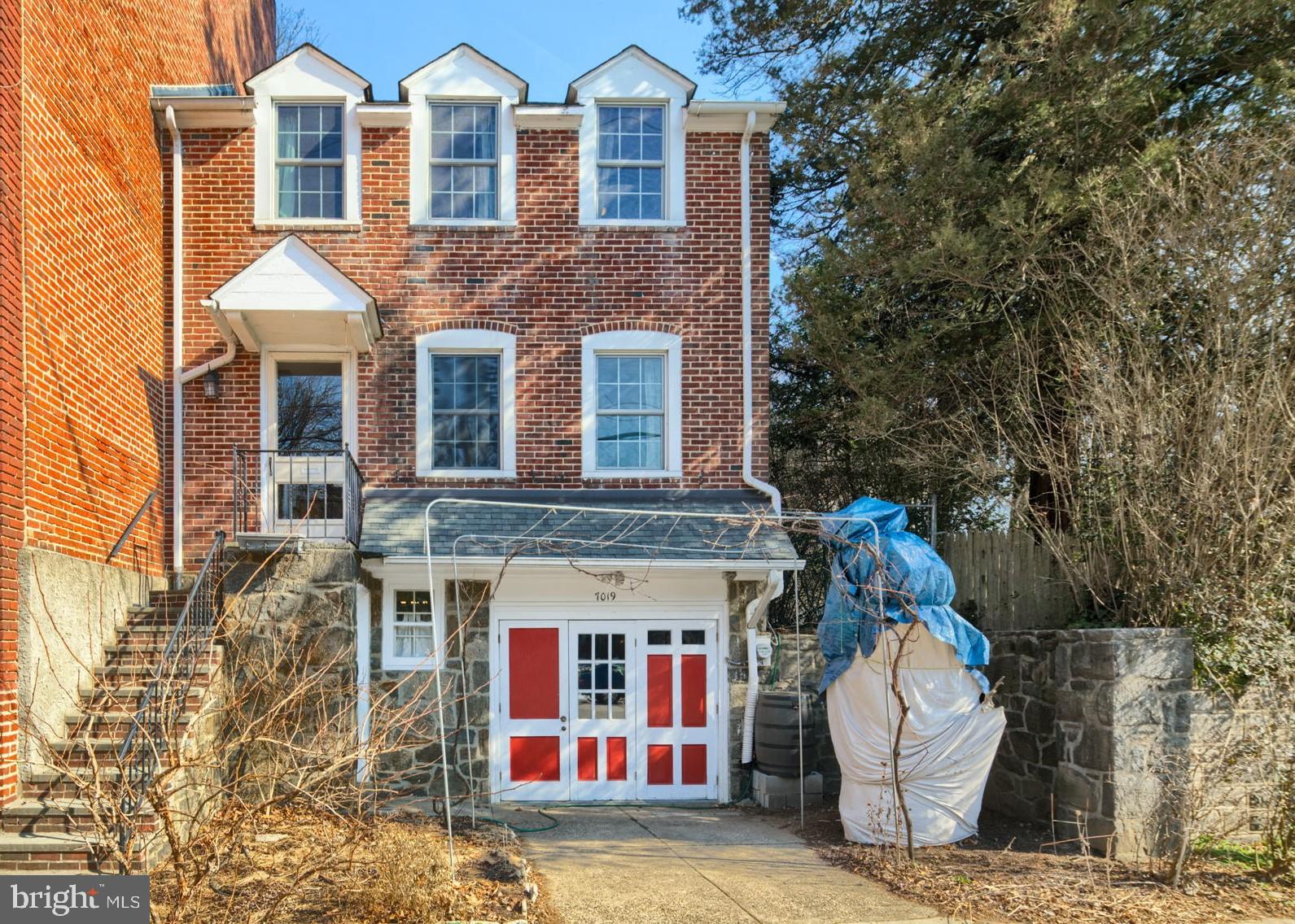 Welcome to 7019 Cresheim Road!