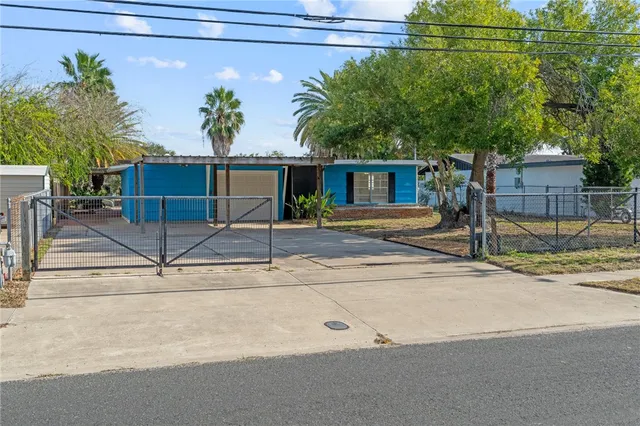 $339,000 | 3231 Jamaica Drive, Corpus Christi, TX 78418