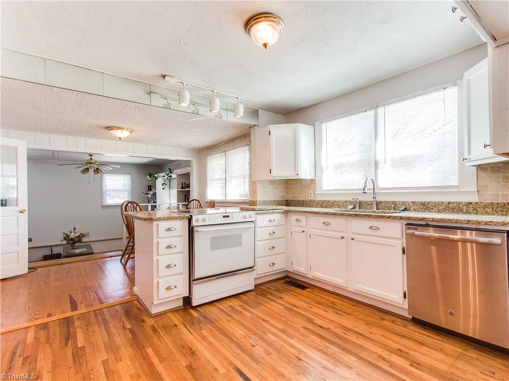 2215 Polo Road Winston-Salem, NC 27106 - Photo 3 of 29 Gallery Image 3