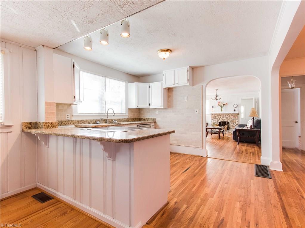 2215 Polo Road Winston-Salem, NC 27106 - Photo 4 of 29 Gallery Image 4
