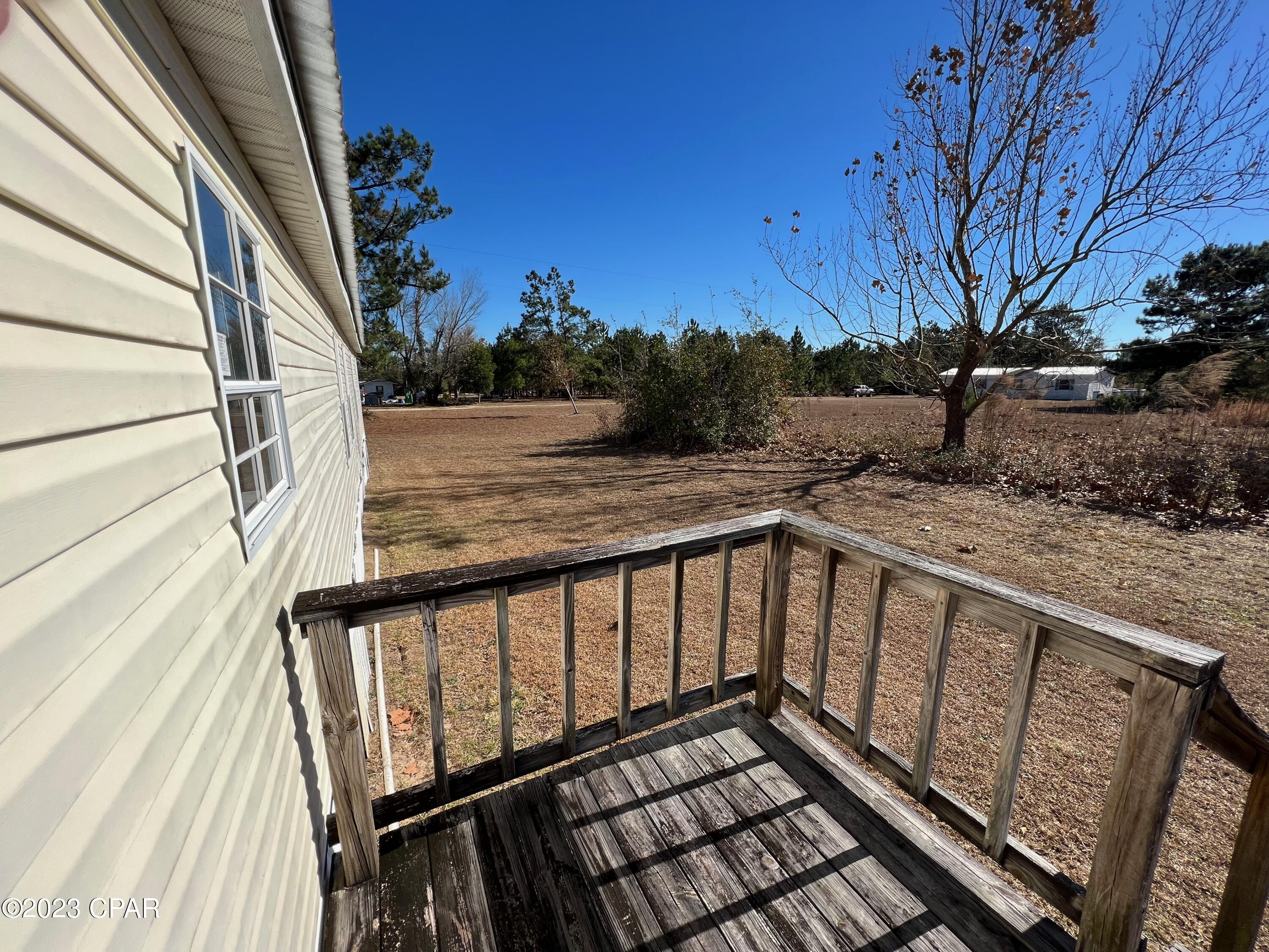 7623 Shady Grove Road Grand Ridge, FL 32442 - Photo 19 of 21 Gallery Image 19