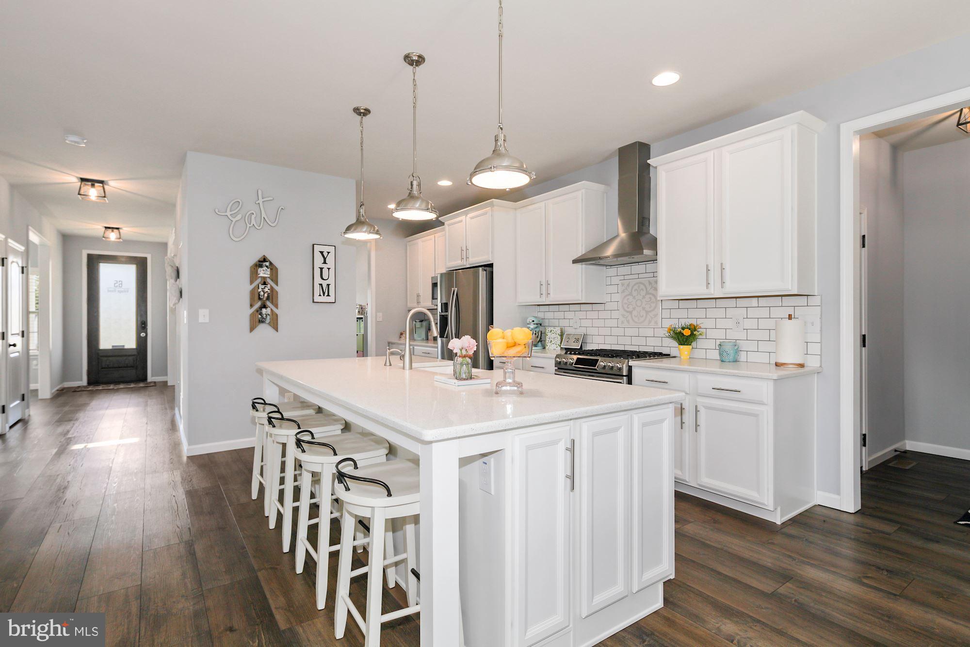 65 Village Road Manchester, PA 17345 - Photo 11 of 36 Kitchen