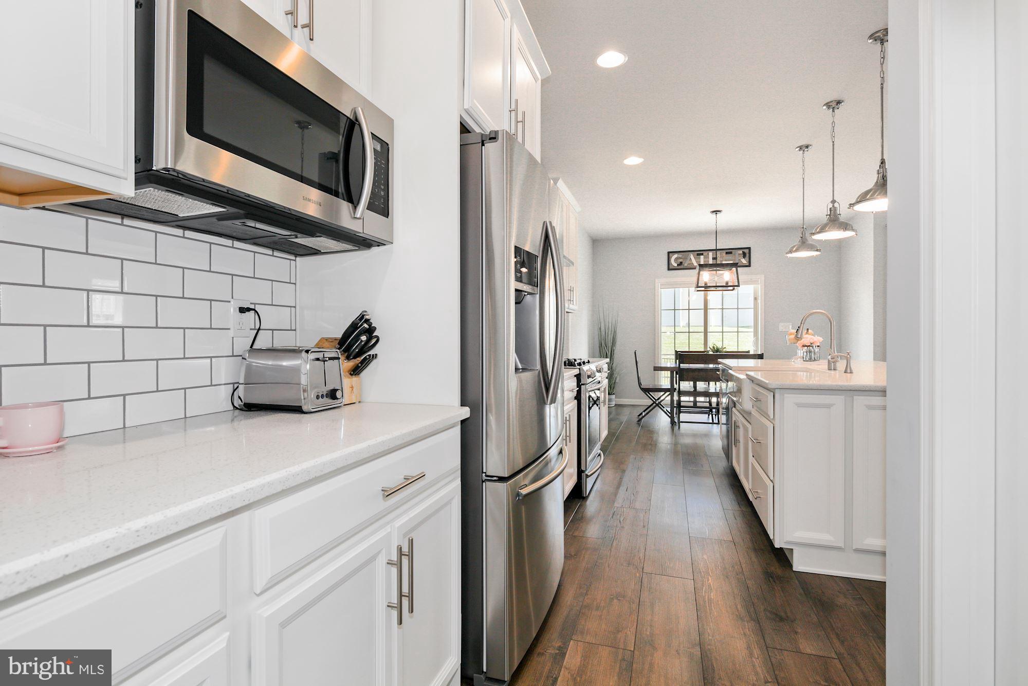 65 Village Road Manchester, PA 17345 - Photo 12 of 36 Kitchen