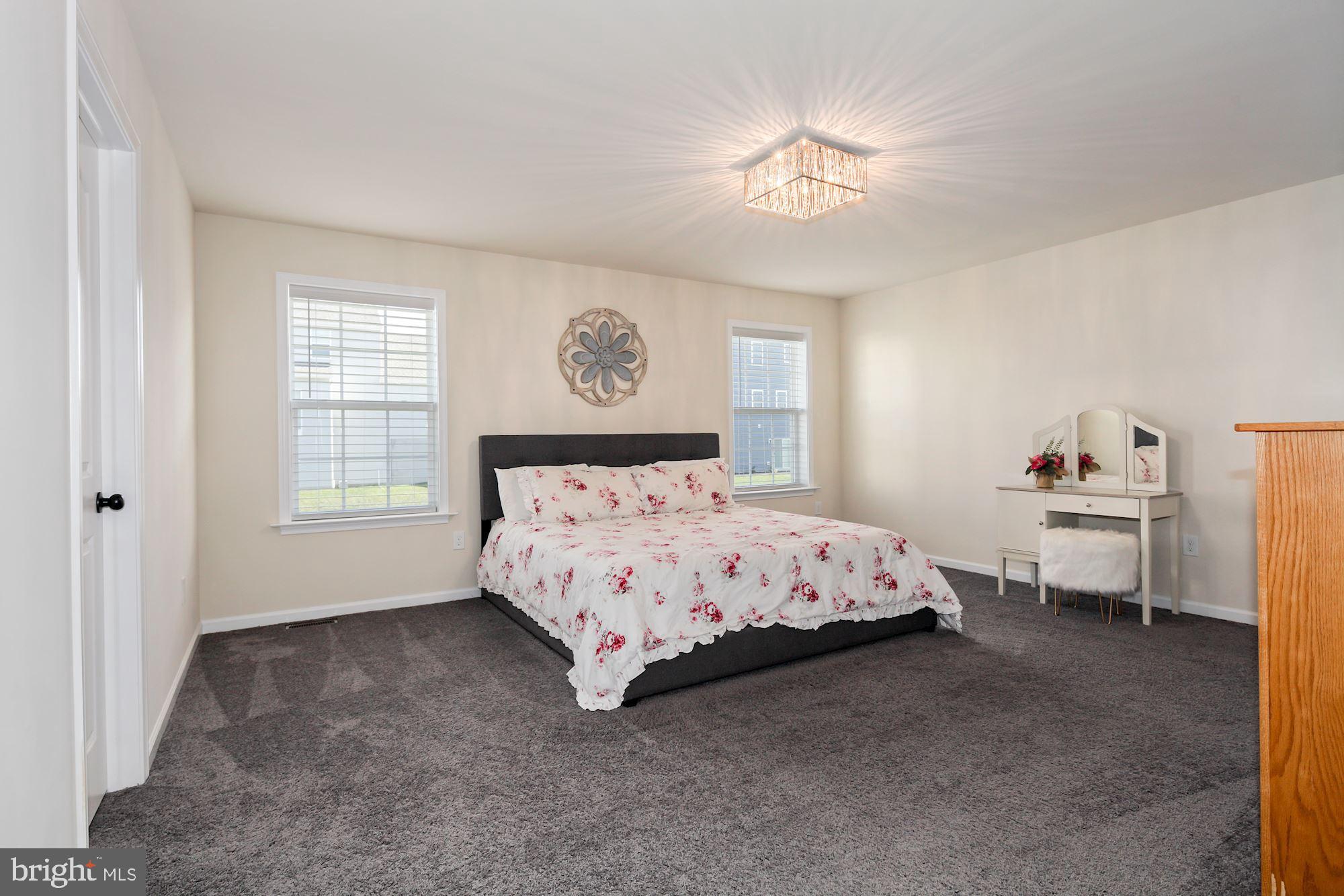 65 Village Road Manchester, PA 17345 - Photo 20 of 36 Primary Bedroom Suite