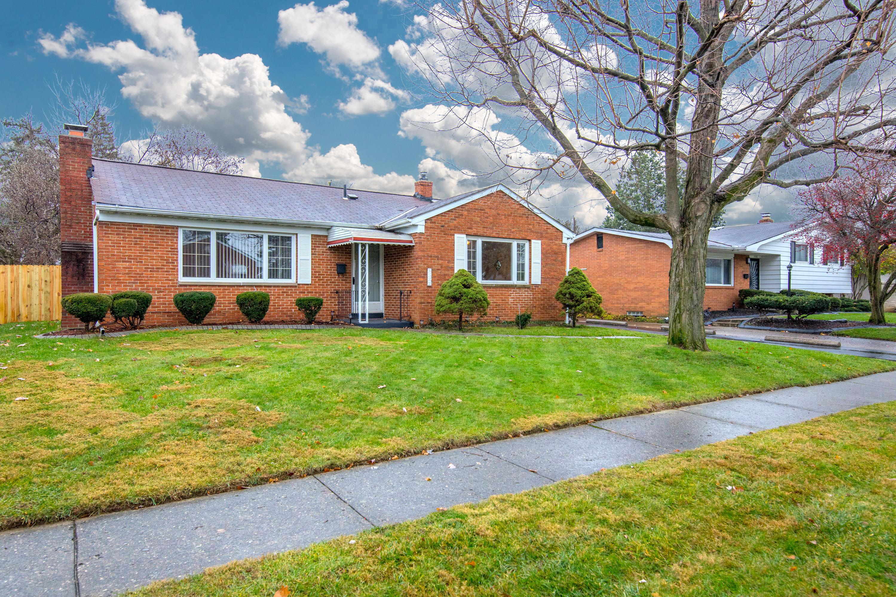 1322 Erickson Road Columbus, OH 43227 - Photo 2 of 20 Gallery Image 2