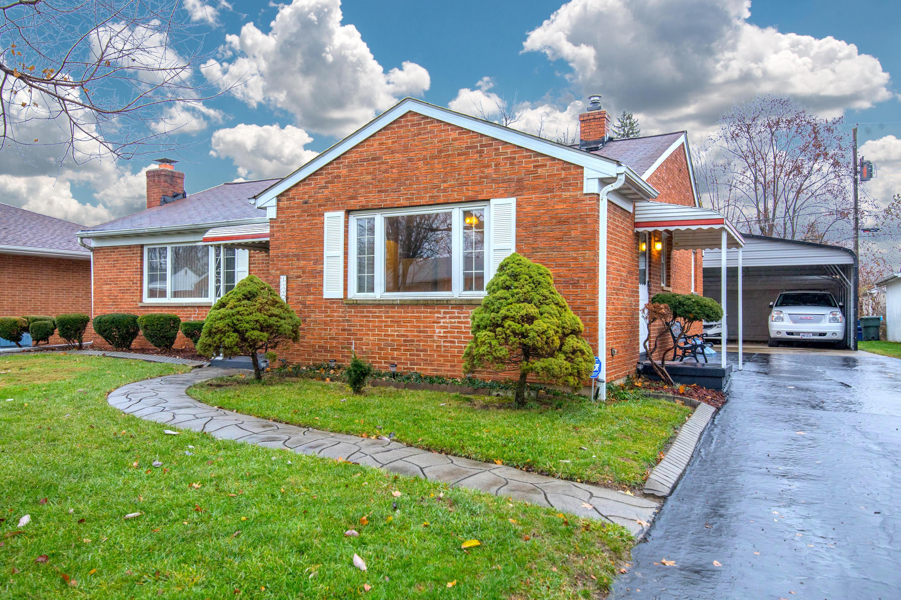 1322 Erickson Road Columbus, OH 43227 - Photo 3 of 20 Gallery Image 3