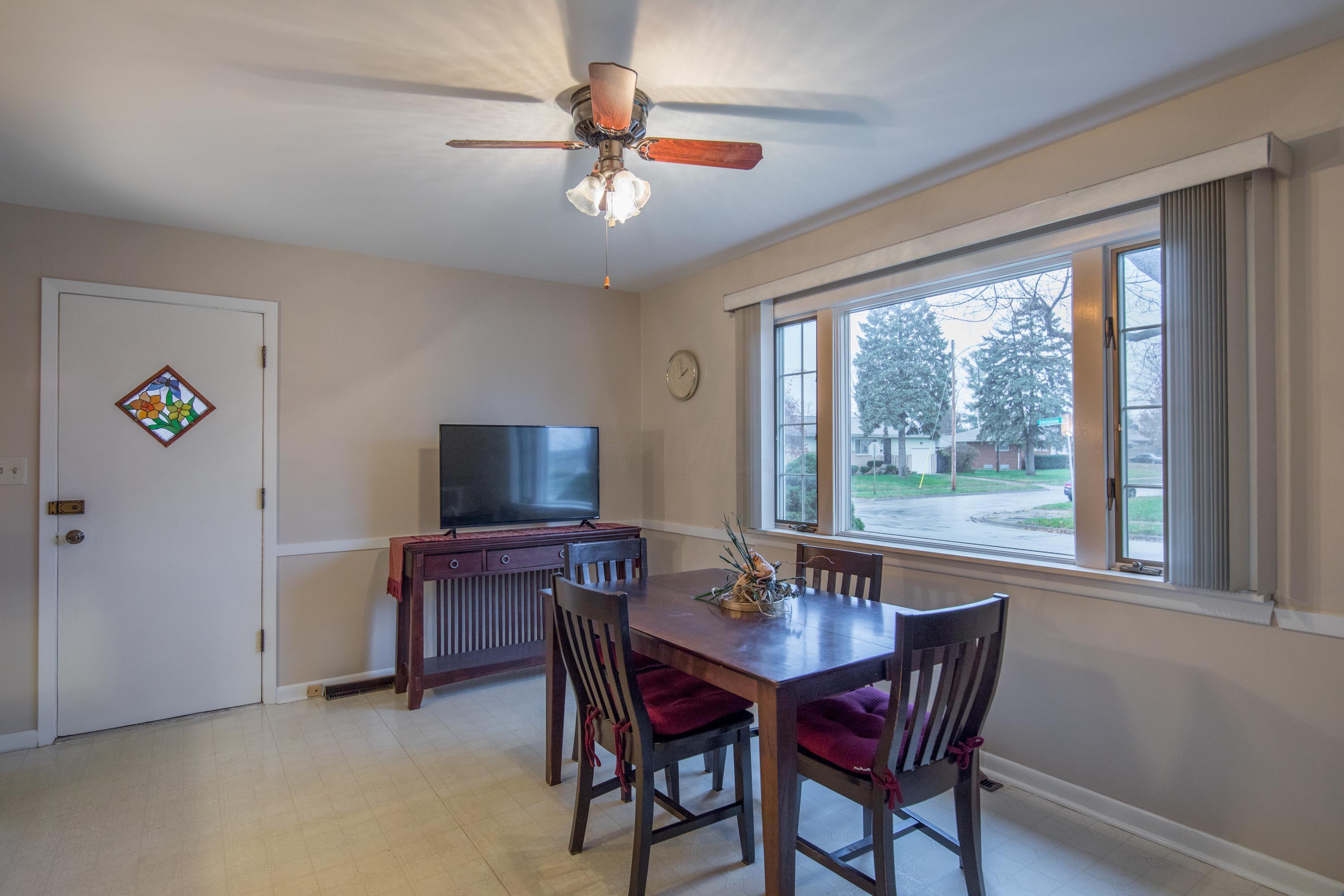 1322 Erickson Road Columbus, OH 43227 - Photo 8 of 20 Gallery Image 8