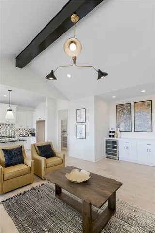 $687,852 | 4211 West 158th Terrace, Overland Park, KS 66224