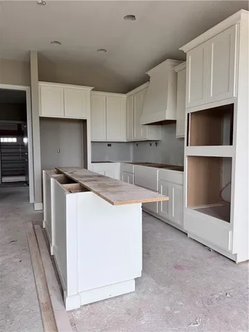 $687,852 | 4211 West 158th Terrace, Overland Park, KS 66224