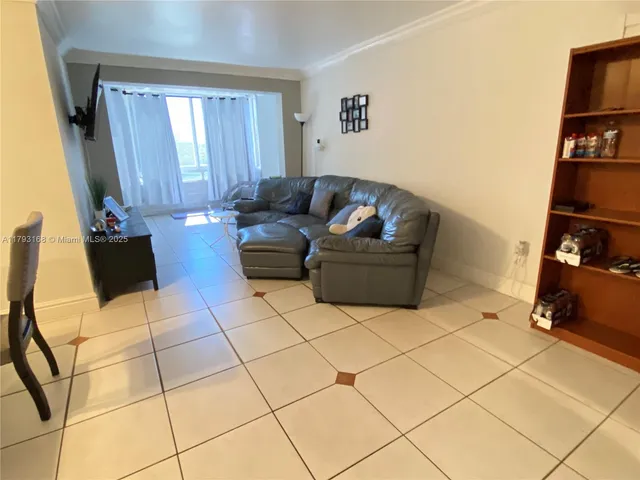 $300,000 | 8305 Southwest 152nd Avenue, Unit A411, Miami, FL 33193