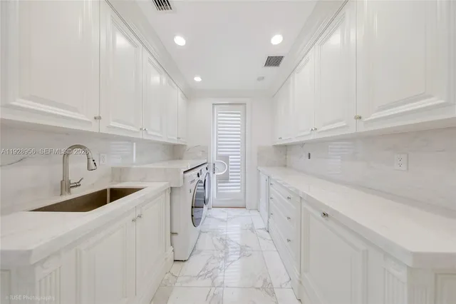 $50,000 | 55 Lagorce Circle, Miami Beach, FL 33141