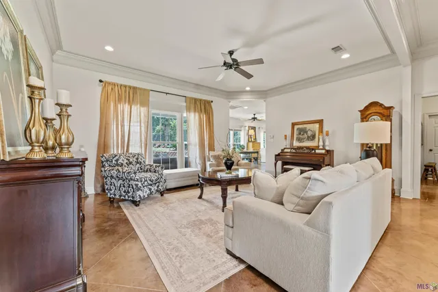 $899,000 | 7953 Pipes Lane, Ethel, LA 70730