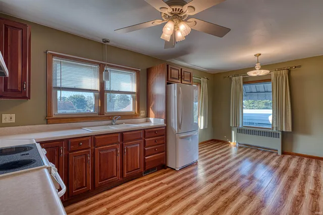 $229,900 | 603 East Park Street, Fort Branch, IN 47648