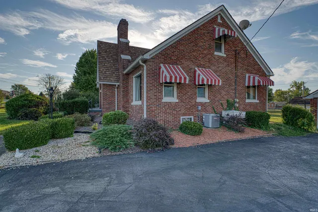 $229,900 | 603 East Park Street, Fort Branch, IN 47648