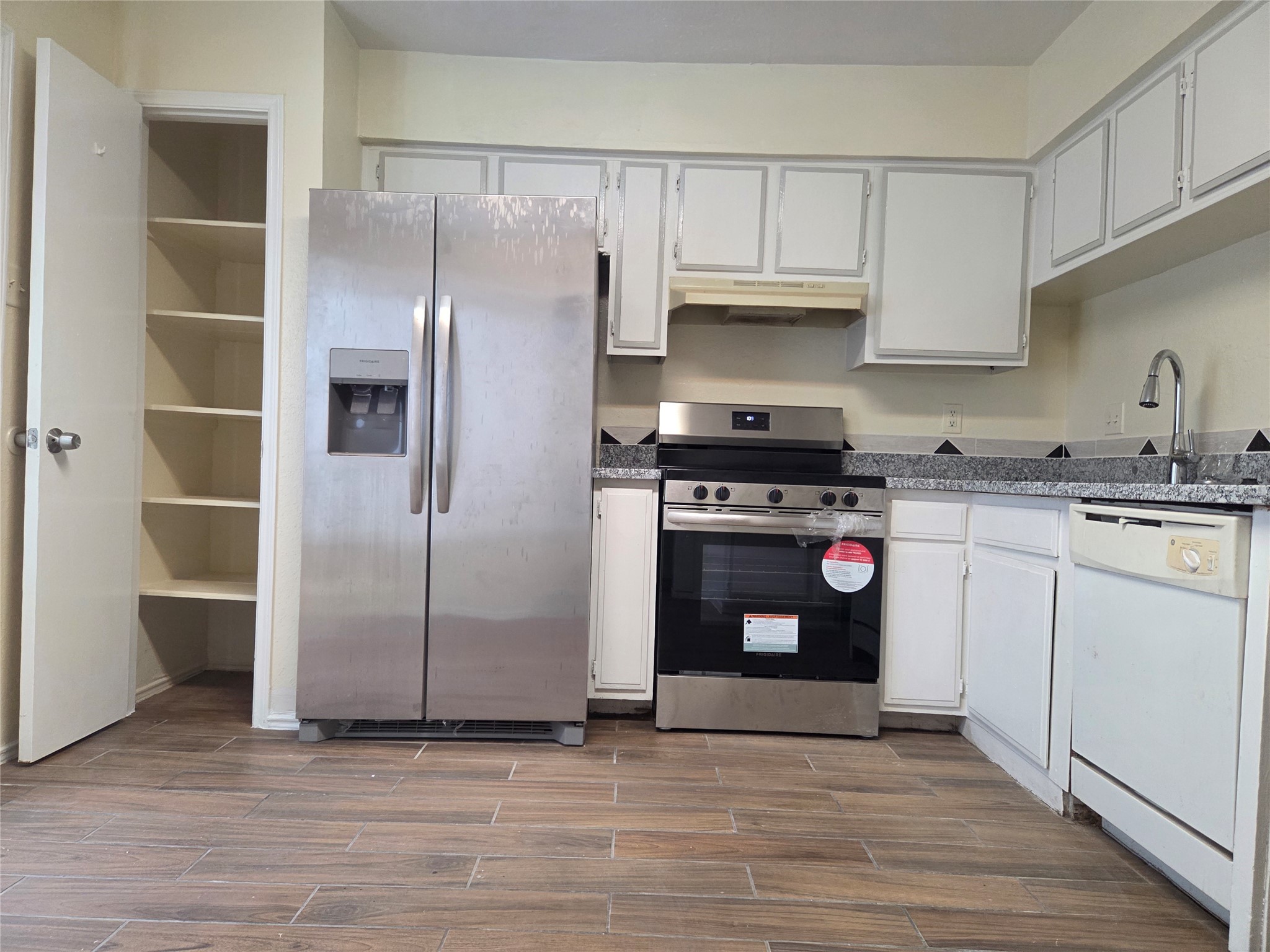 11545 South Kirkwood Road Houston, TX 77099 - Photo 3 of 9