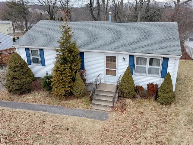 $250,000 | 11 Timrod Drive, Worcester, MA 01603
