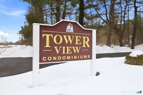 $2,200 | 83 Hilltop Drive, Unit 83, Simsbury, CT 06089