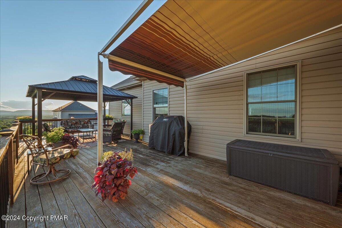 3209 Crest Vue Circle Danielsville, PA 18038 - Photo 19 of 95 016-HomeView_Media-3209_Crestvue_Cir-#16