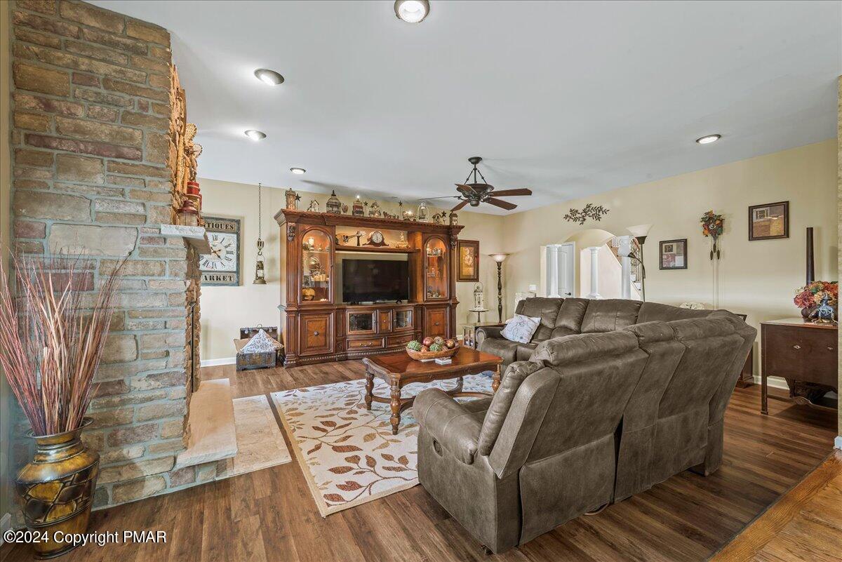 3209 Crest Vue Circle Danielsville, PA 18038 - Photo 37 of 95 a living room with furniture and a flat screen tv