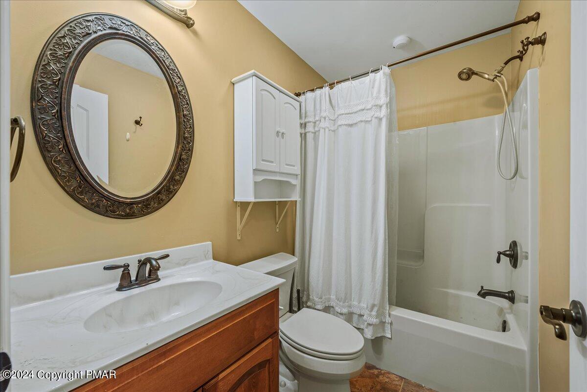 3209 Crest Vue Circle Danielsville, PA 18038 - Photo 70 of 95 074-HomeView_Media-3209_Crestvue_Cir-#74