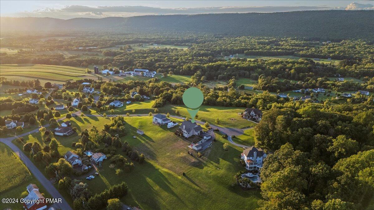 3209 Crest Vue Circle Danielsville, PA 18038 - Photo 9 of 95 3-HomeView_Media-3209_Crestvue_Cir-#22