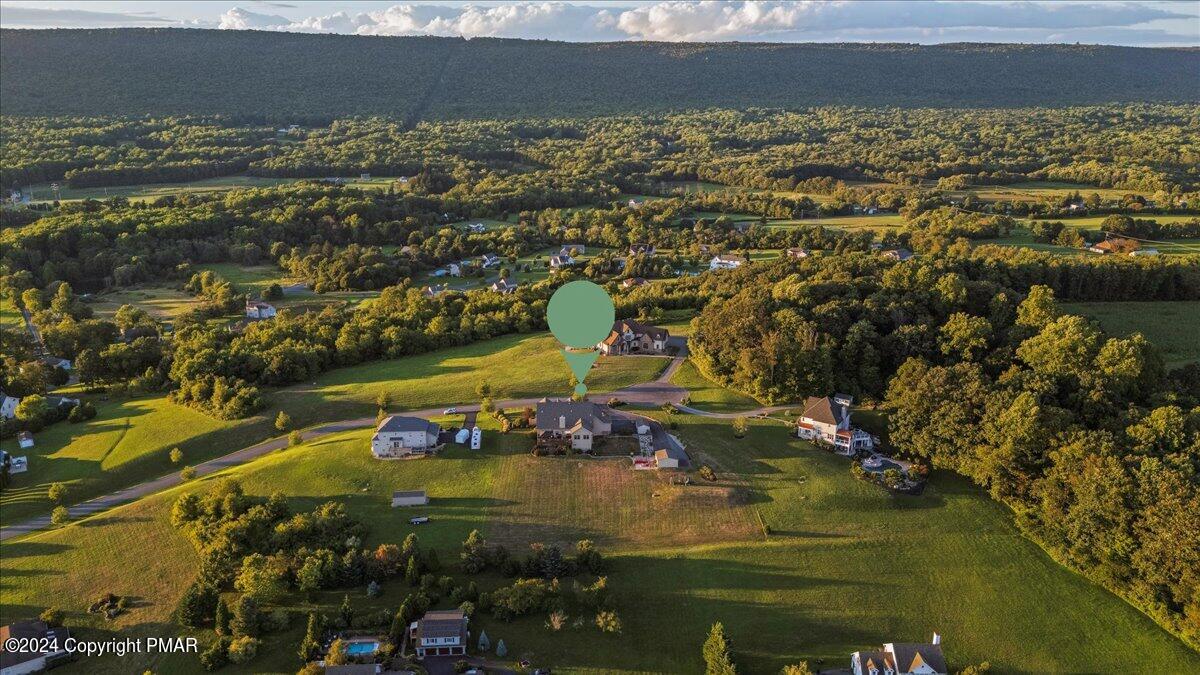 3209 Crest Vue Circle Danielsville, PA 18038 - Photo 10 of 95 2-HomeView_Media-3209_Crestvue_Cir-#21