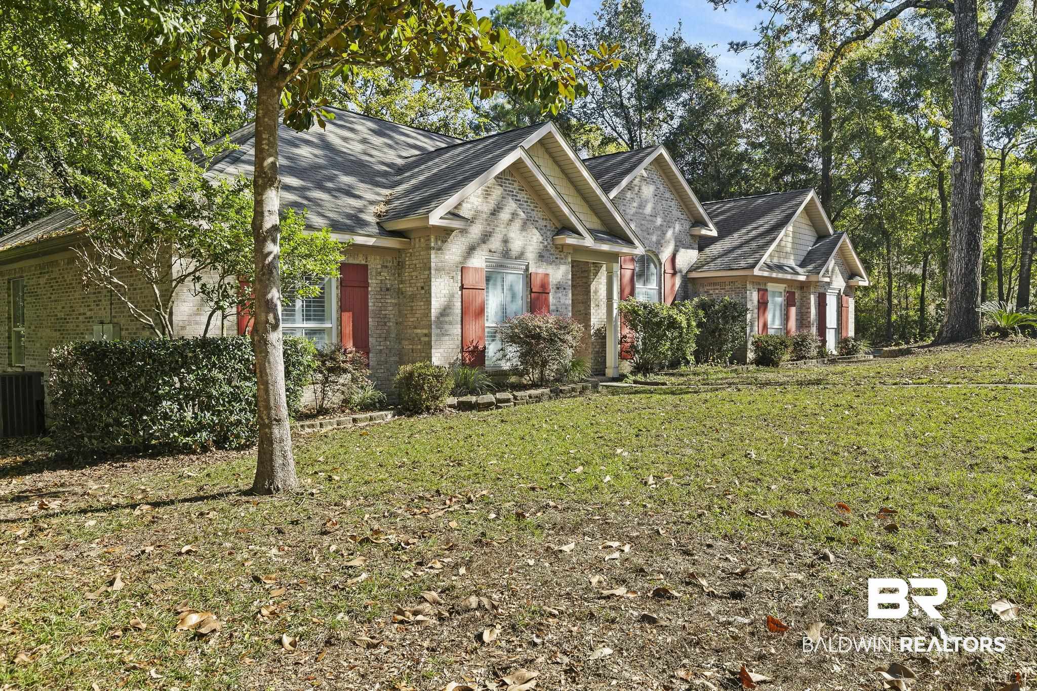 13 Bugle Retreat Daphne, AL 36527 - Photo 34 of 40 View of front of house with a front lawn