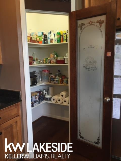 21427 Raintree Drive Macomb, MI 48044 - Photo 7 of 25 31291583-6.JPG